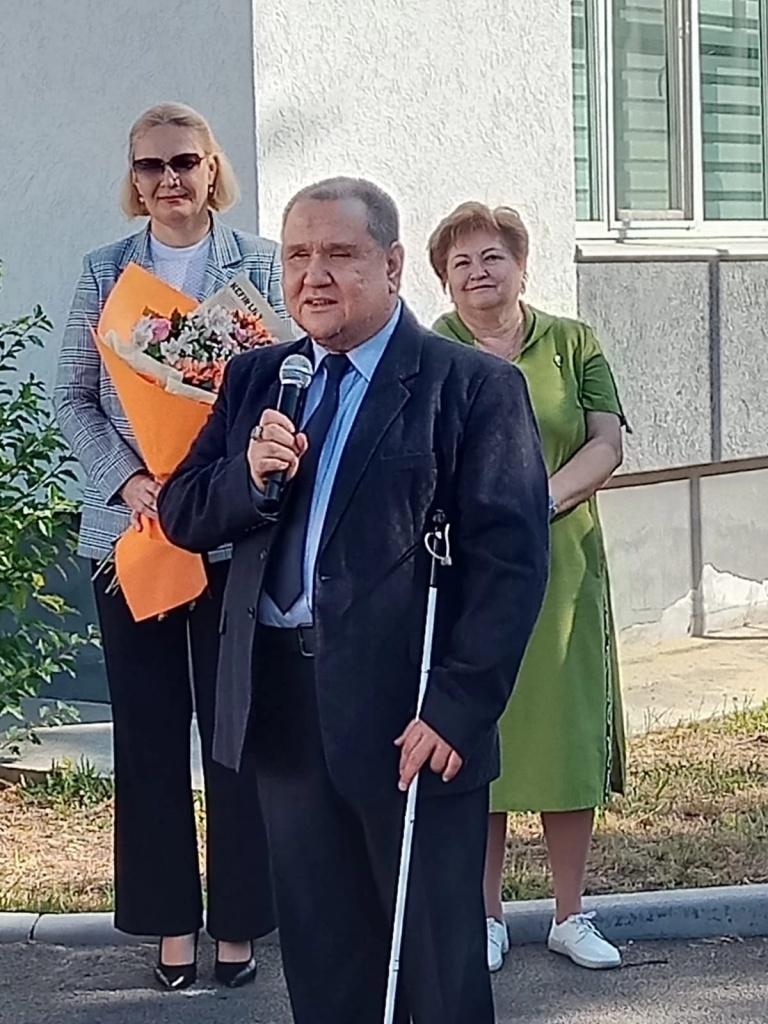 Фото выступления директора библиотеки Хаертдинова И.А.