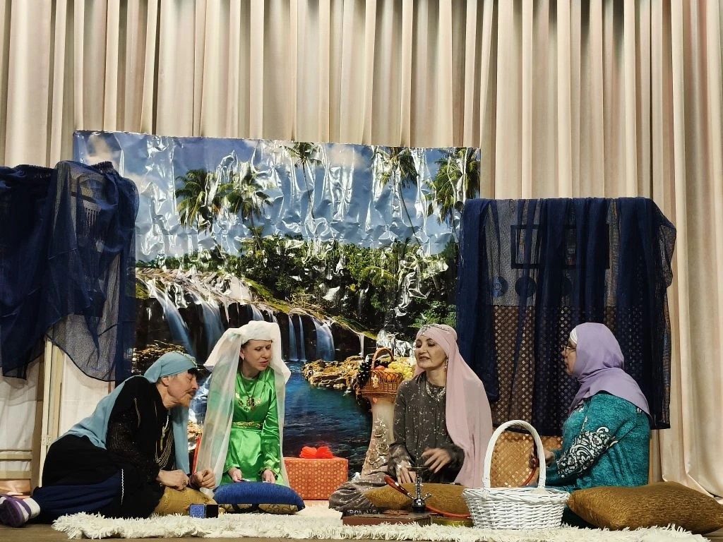 сцена из спектакля 2.jpg